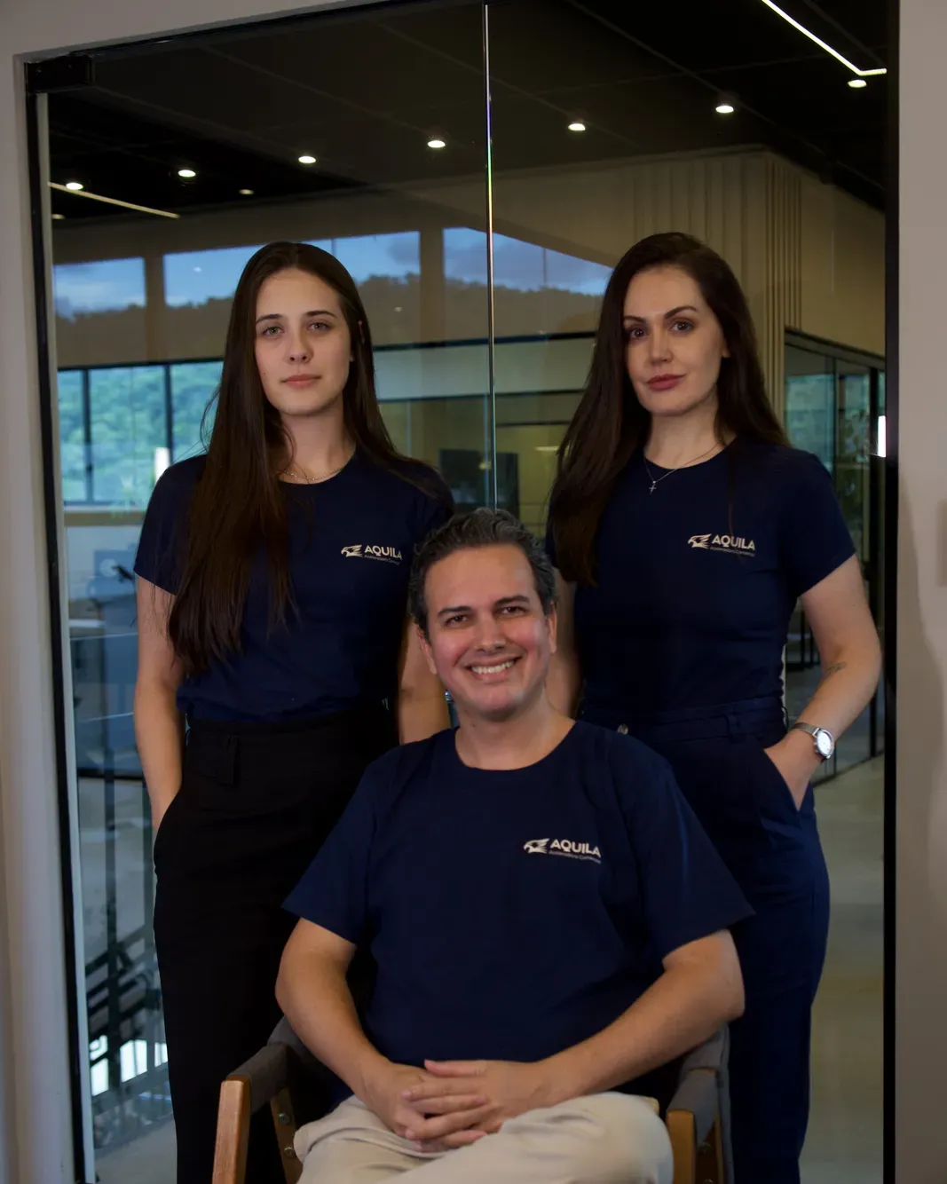 Equipe da Aquila Aceleradora Comercial: Olga Schubart, Pedro Holz e Janine Bosco